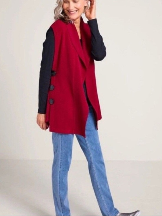 Soft Surroundings Tops - Soft Surroundings Red Jacquard Mesa Black Button Vest XS Lagenlook Made in USA